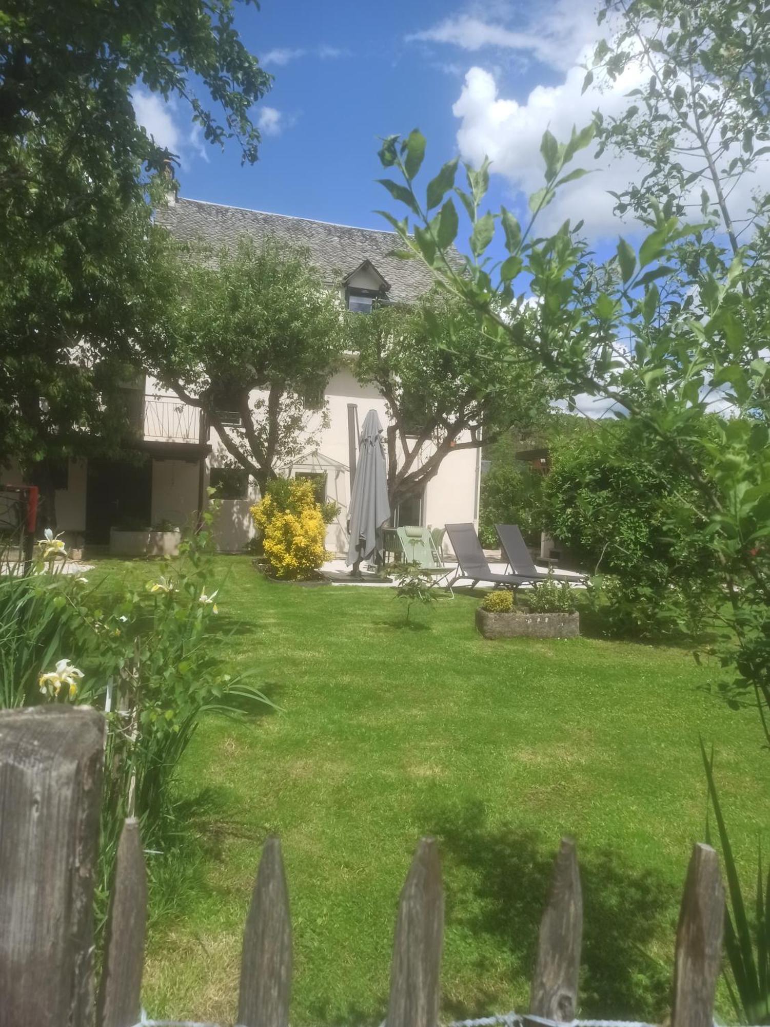 Gite Le Recoules Villa Espalion Bagian luar foto